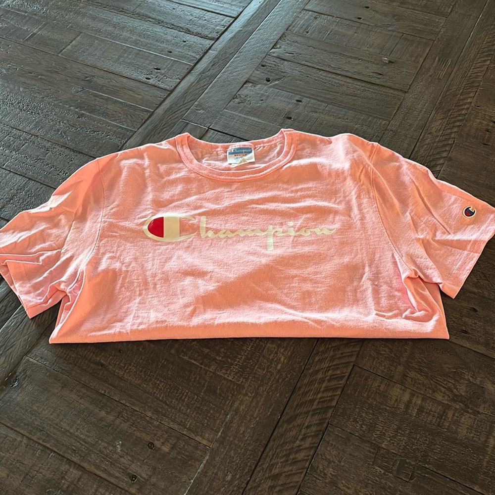 CHAMPION MENS MEDIUM PINK TSHIRT. GREAT COND. BUNDLE2SAVE